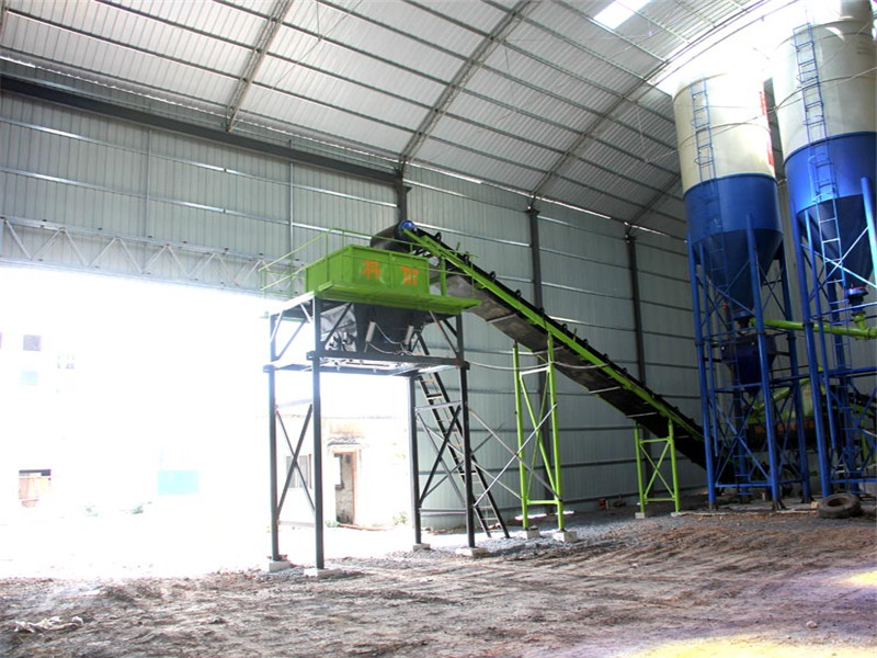 筑路工程穩(wěn)定土拌合站使用時間，要按照拌合站廠家說的這些做！
